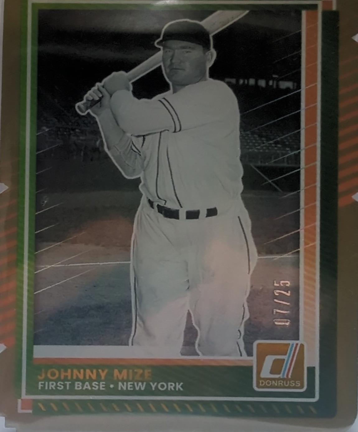 Johnny Mize [Gold Die-Cut] #72