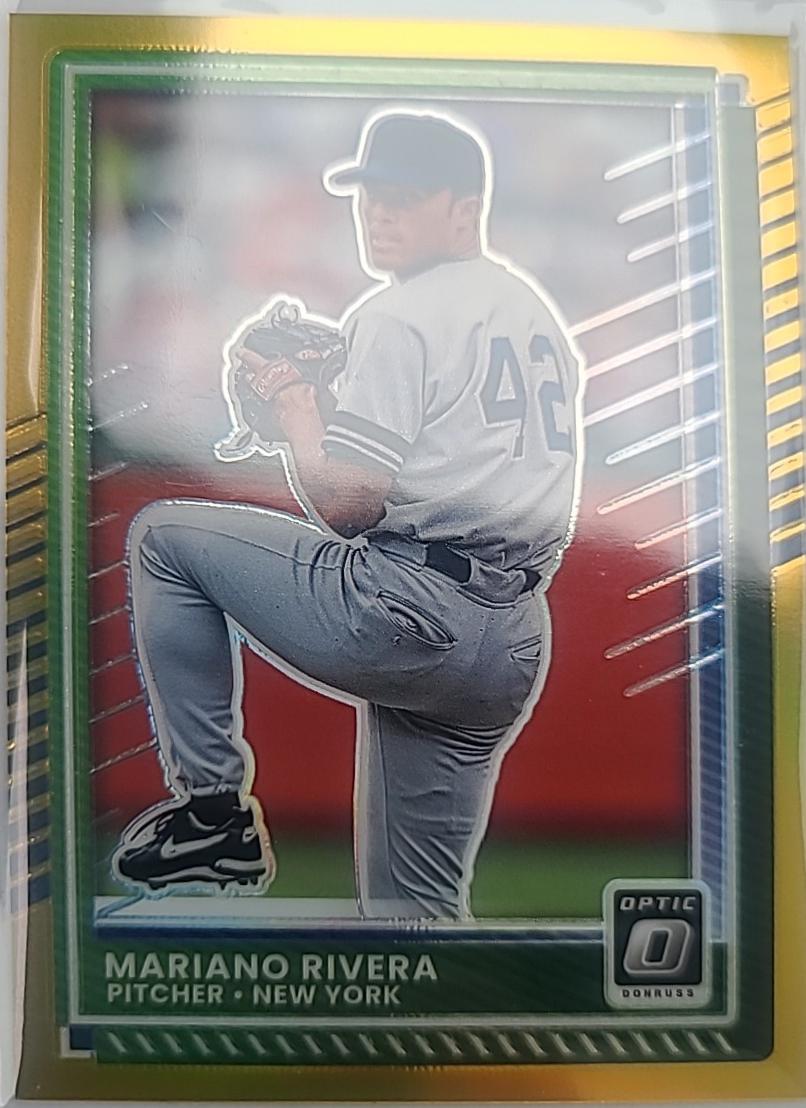 Mariano Rivera [Gold Optic] #33