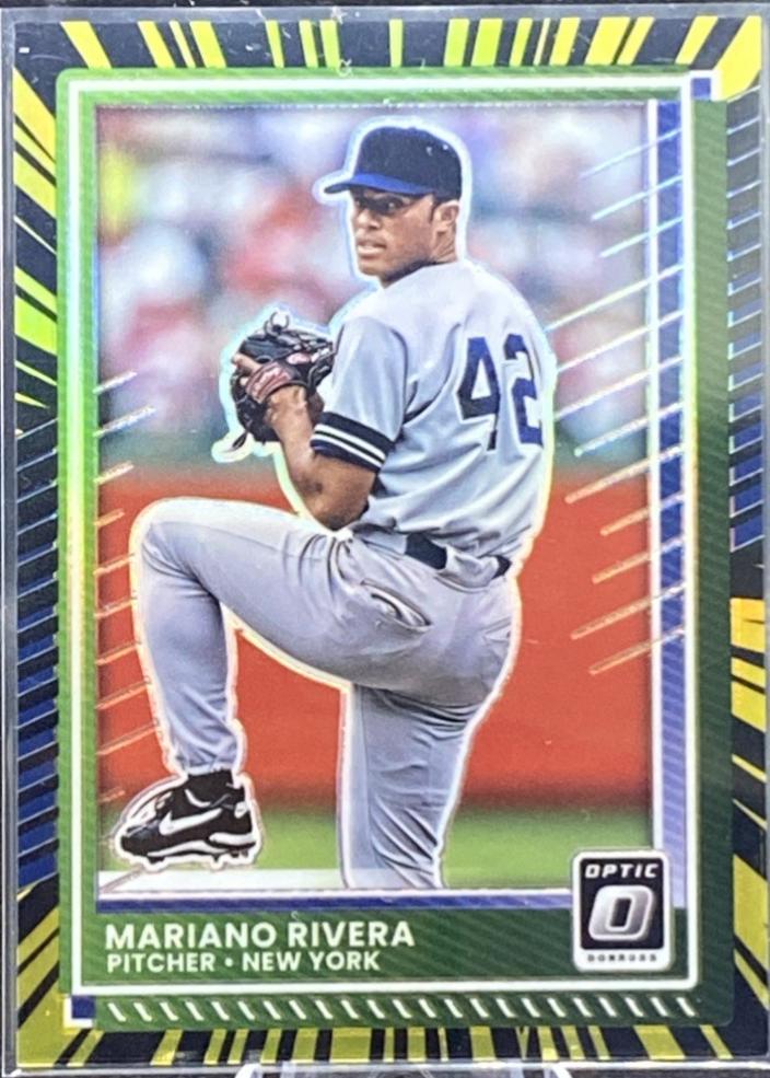 Mariano Rivera [Gold Velocity Optic] #33