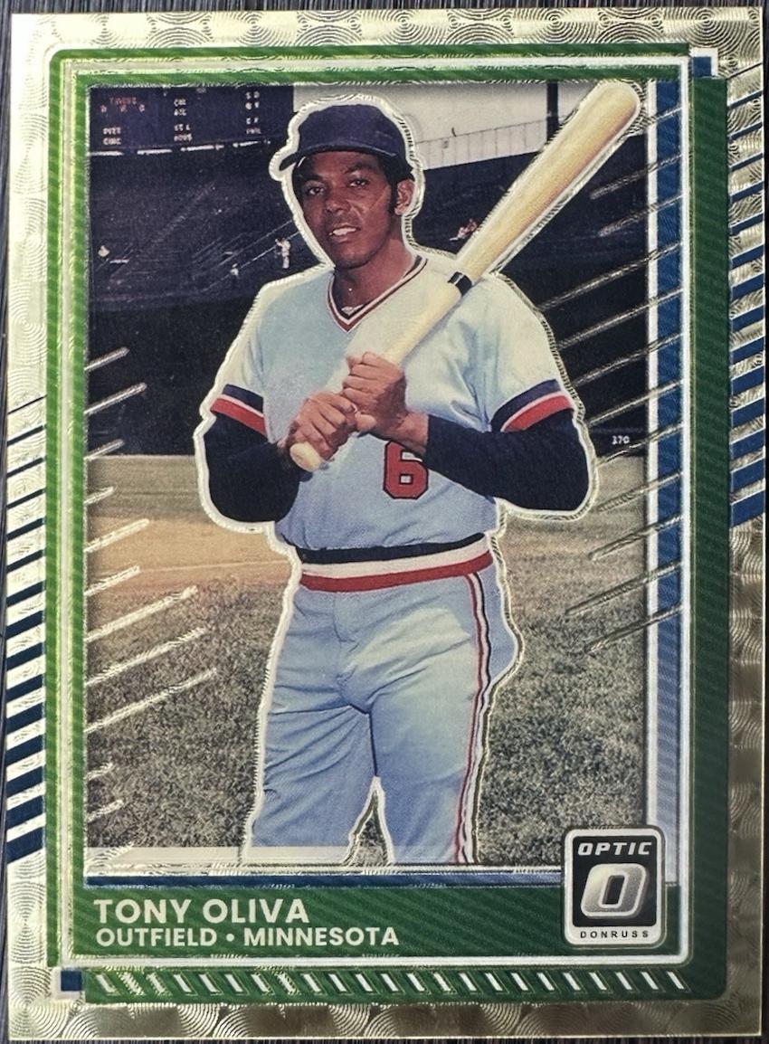 Tony Oliva [Gold Vinyl Optic] #23