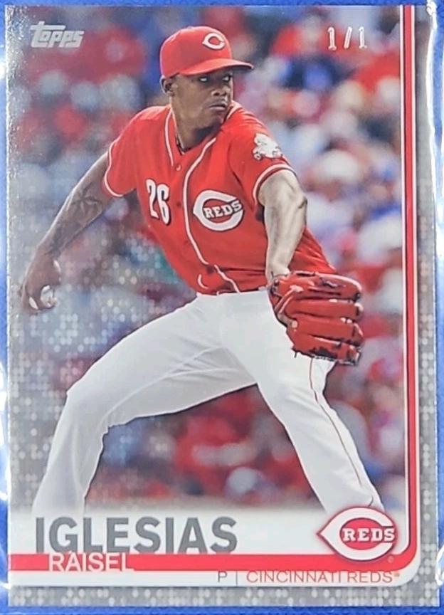 Raisel Iglesias [Platinum] #465