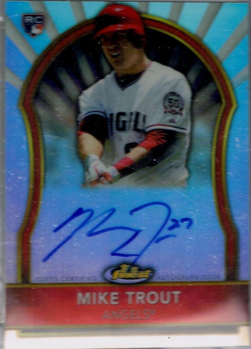 Mike Trout [Refractor Autograph] #84