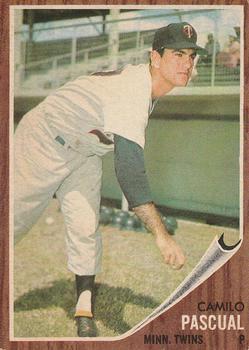 Camilio Pascual #230