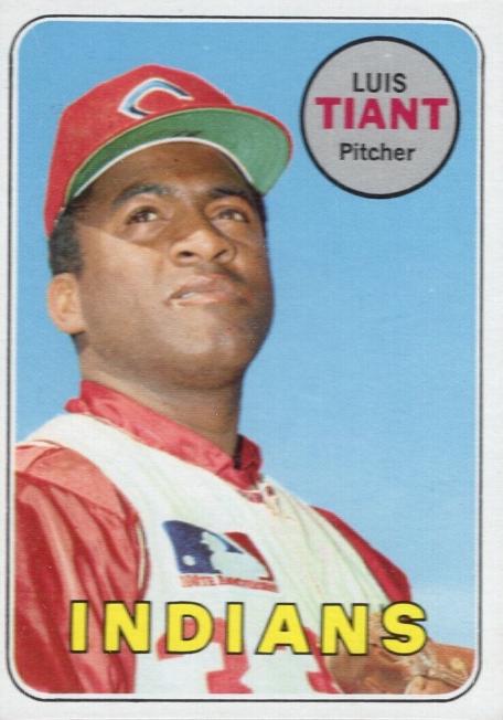 Luis Tiant #560
