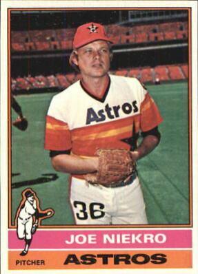 Joe Niekro #273