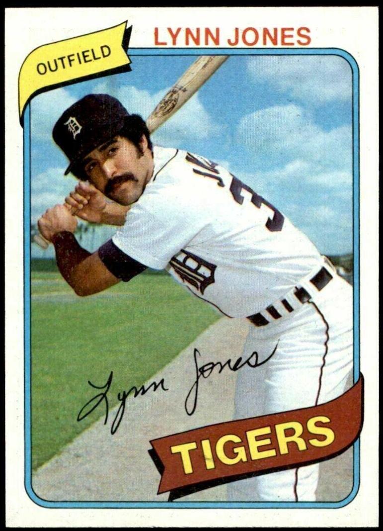 Lynn Jones #123