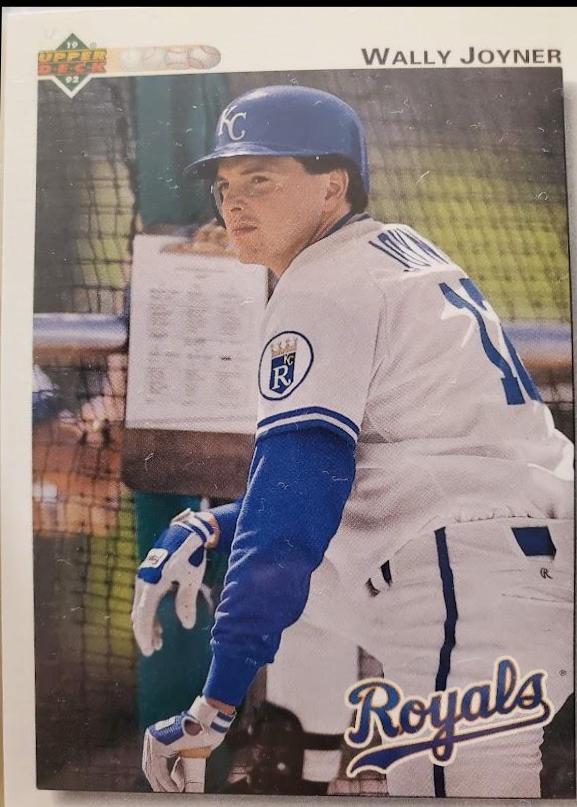 Wally Joyner [Gold Hologram] #744