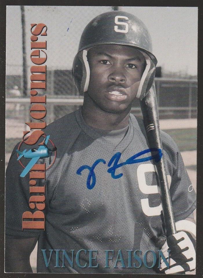 Vince Faison [Autograph] #B5