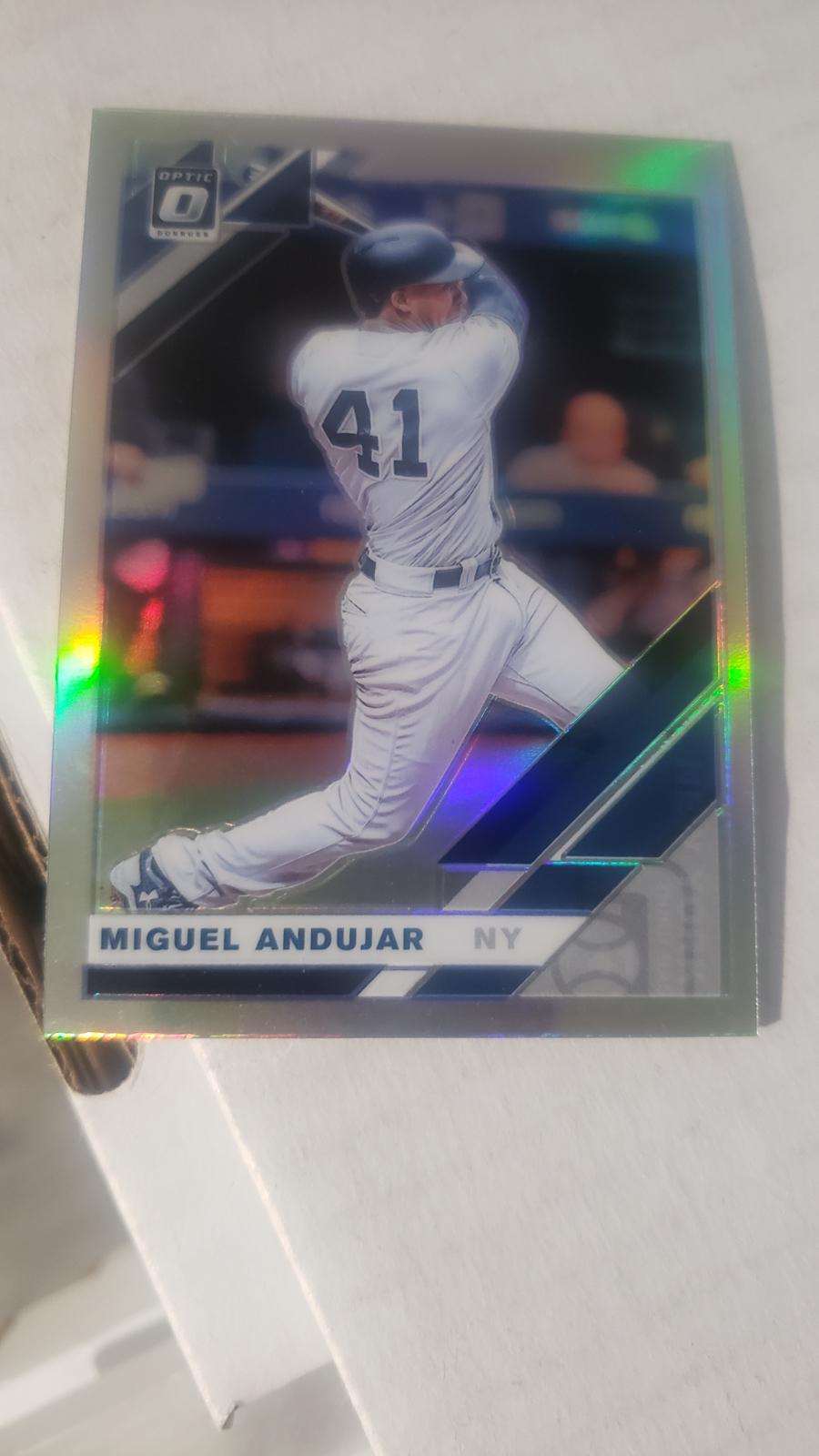 Miguel Andujar [Holo] #129
