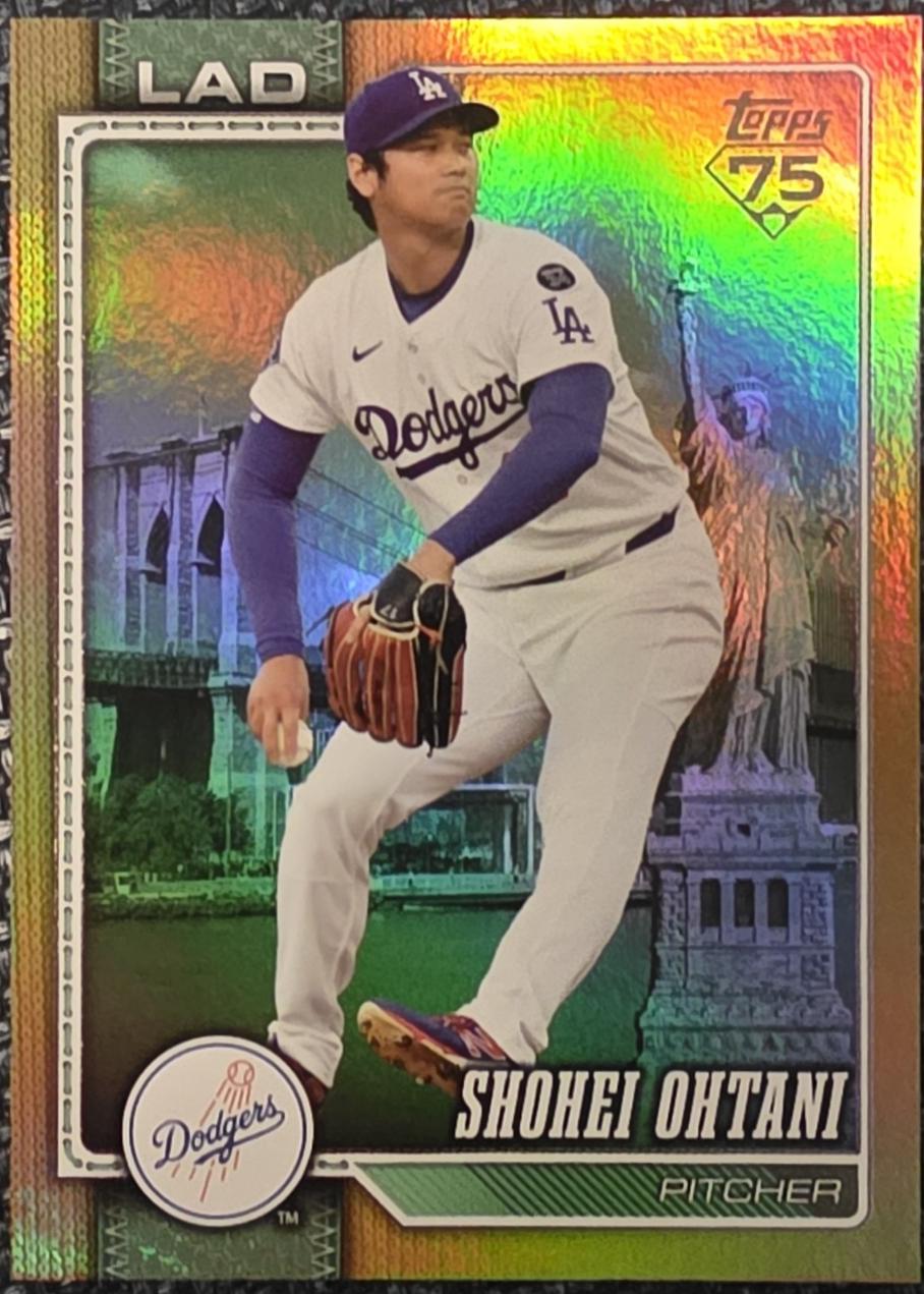 Shohei Ohtani [Gold Big Apple Foil Variation] #500
