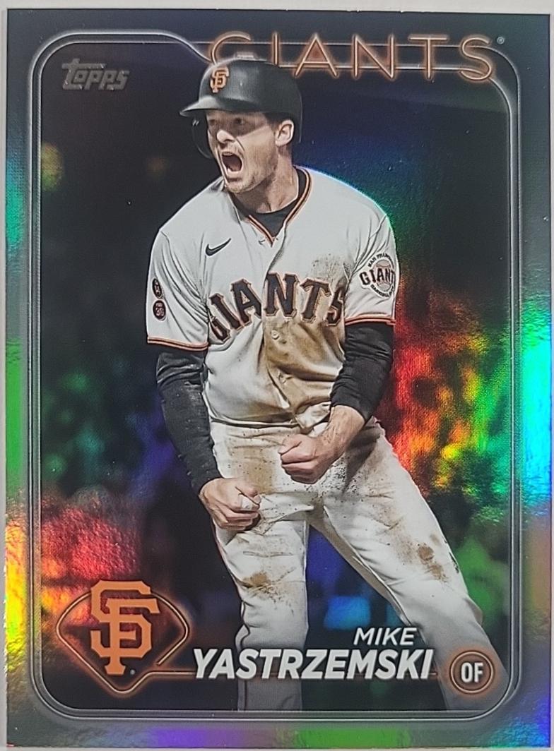 Mike Yastrzemski [Foilboard] #124