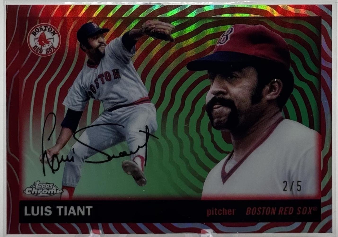 Luis Tiant [Red Vibrations Refractor] #379