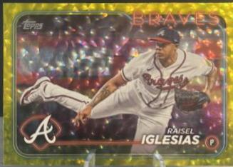 Raisel Iglesias [Yellow Crackle] #396