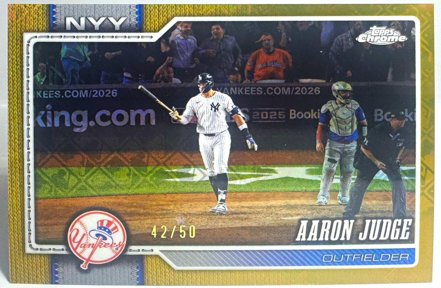 Aaron Judge [Gold Image Variation] #100