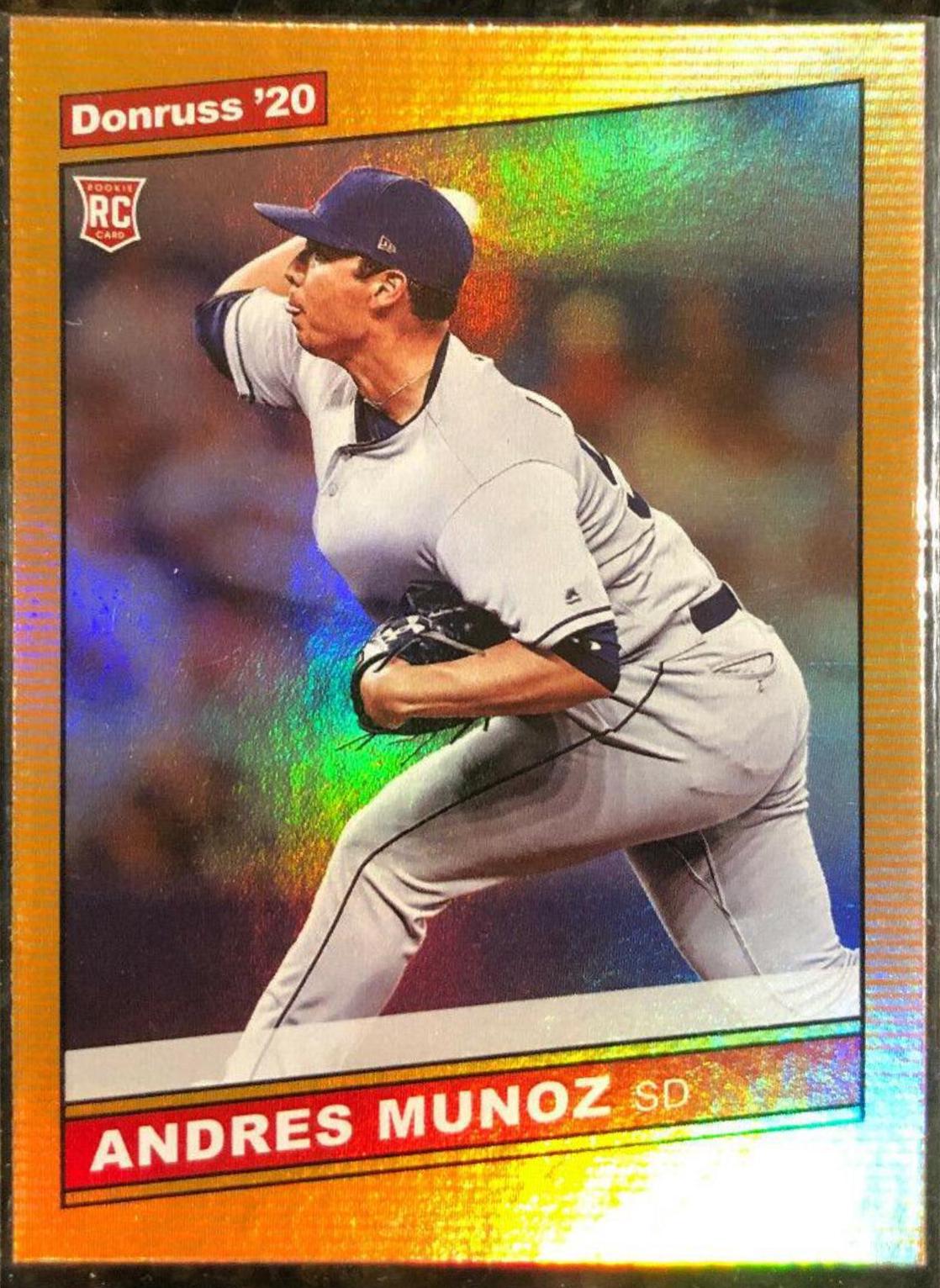 Andres Munoz [Holo Orange] #237