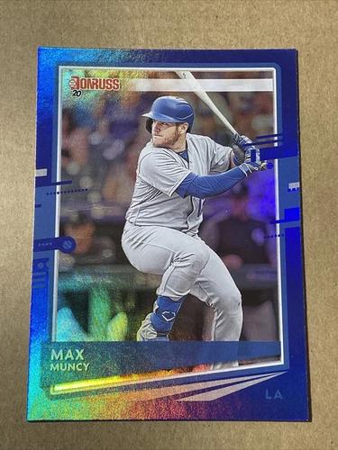 Max Muncy [Holo Blue] #99