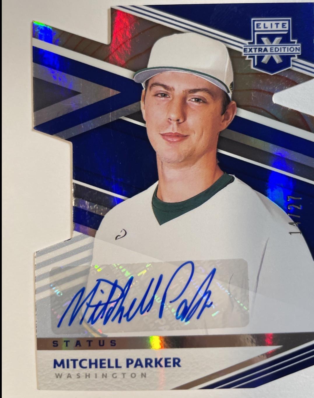 Mitchell Parker [Status Die Cut Signature] #160