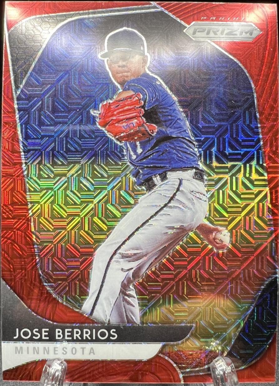 Jose Berrios [Red Mojo Prizm] #146