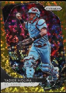 Yadier Molina [Gold Prizm] #152