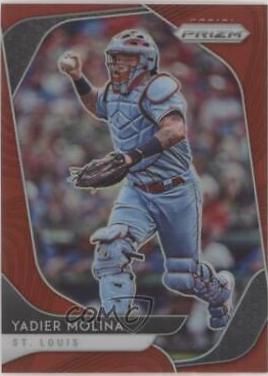 Yadier Molina [Red Prizm] #152