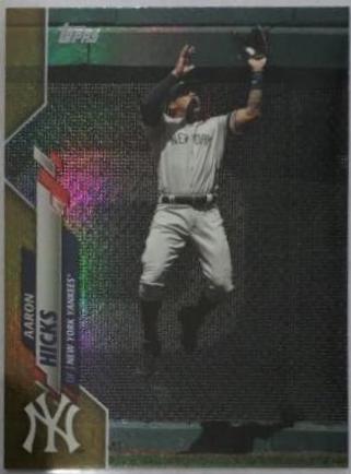 Aaron Hicks [Gold Foil] #252