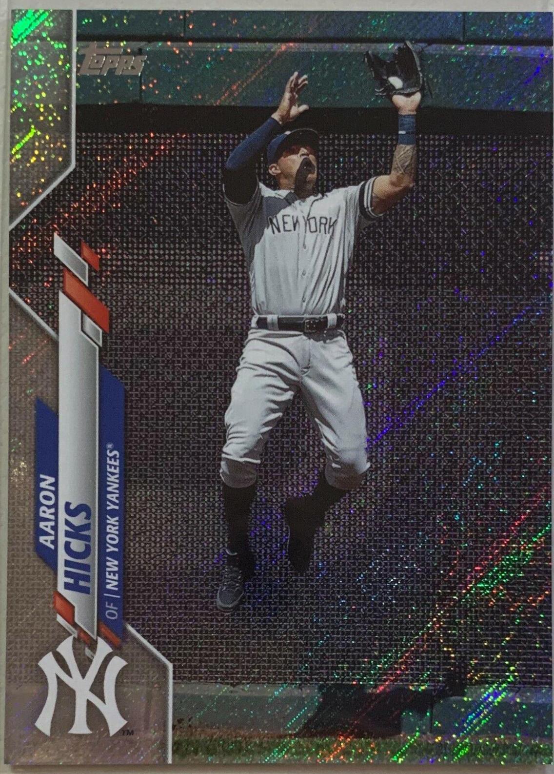 Aaron Hicks [Rainbow Foil] #252