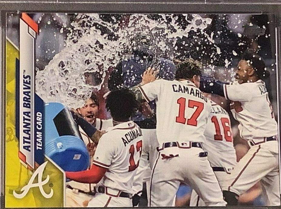 Atlanta Braves [Yellow] #218