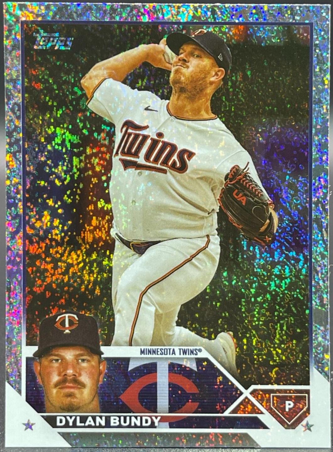 Dylan Bundy [Silver Foilboard] #136