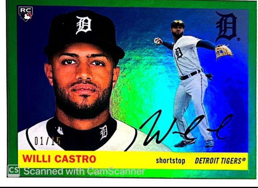 Willi Castro [Green Holo Foil] #16
