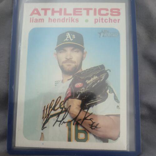 Liam Hendriks [White Border] #472