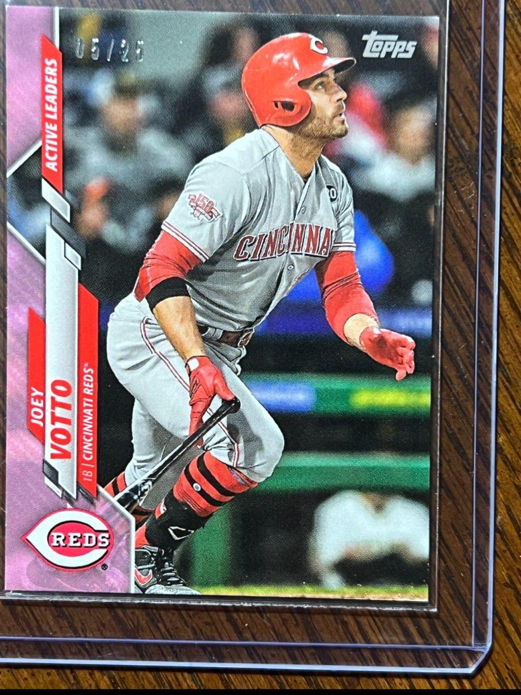 Joey Votto [Mother's Day Hot Pink] #U-215