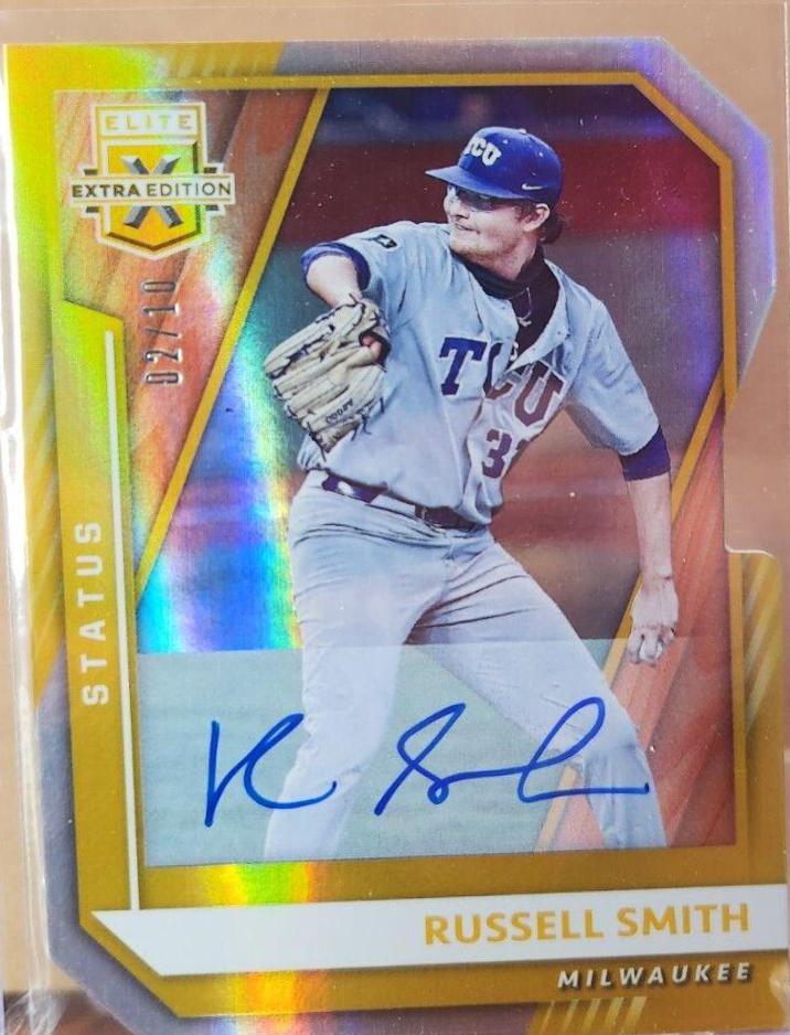 Russell Smith [Status Die Cut Gold Signature] #51