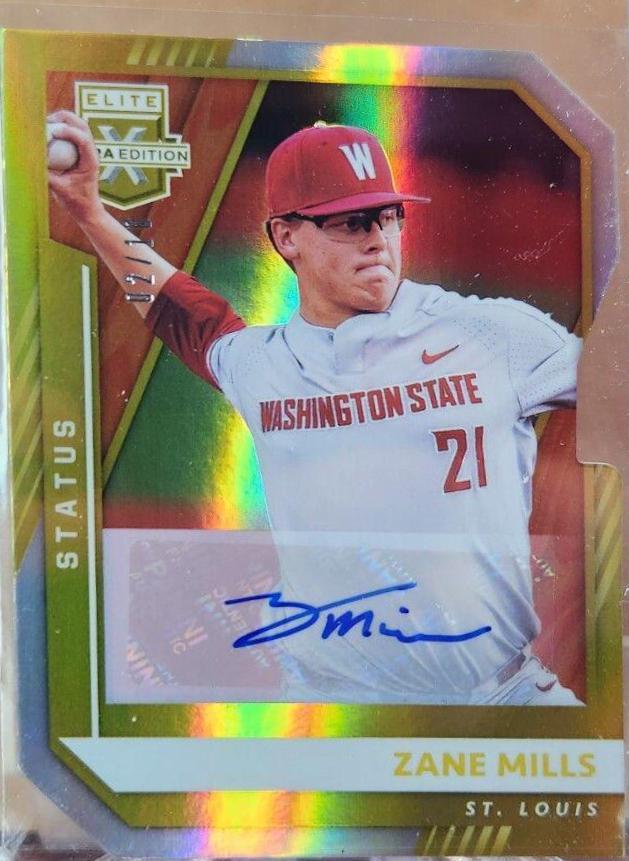 Zane Mills [Status Die Cut Gold] #120