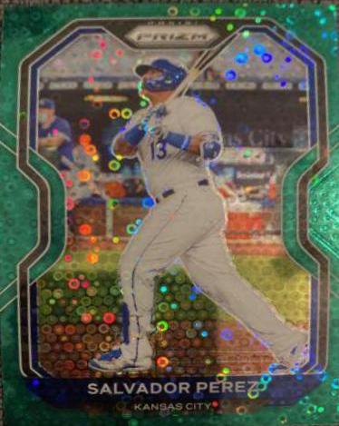 Salvador Perez [Green Donut Circles Prizm] #220