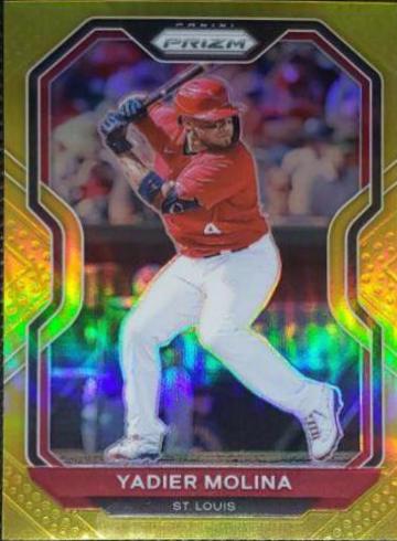 Yadier Molina [Gold Prizm] #223