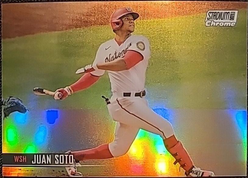 Juan Soto [Chrome Pearl White Refractor] #220