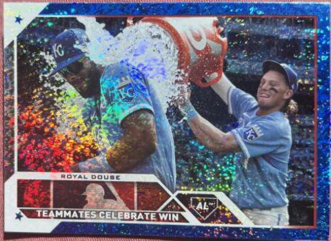 Royal Douse [Blue Foil] #334