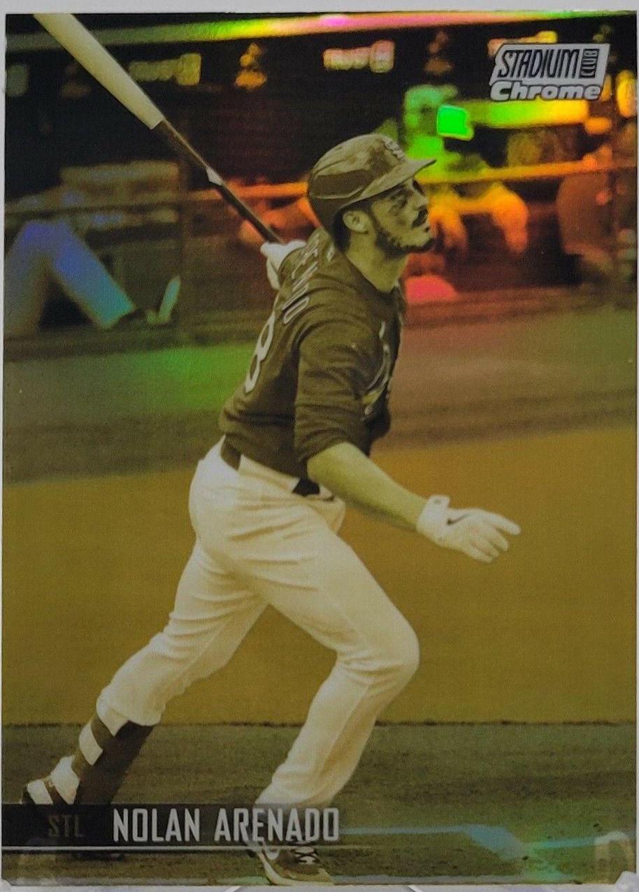 Nolan Arenado [Chrome Gold Minted Refractor] #92