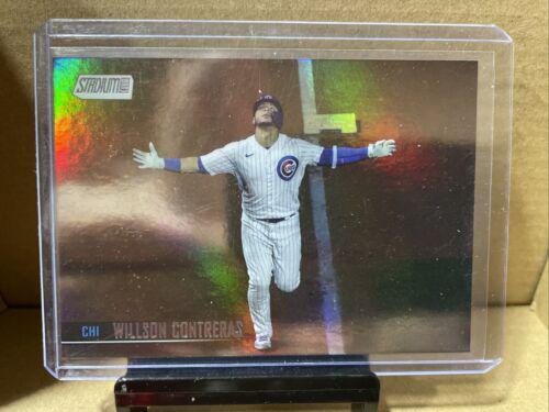 Willson Contreras [Rainbow Foilboard] #22