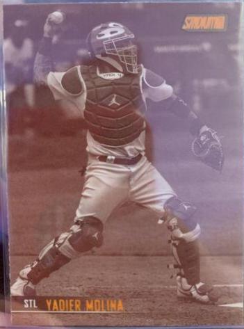Yadier Molina [Black & White] #86