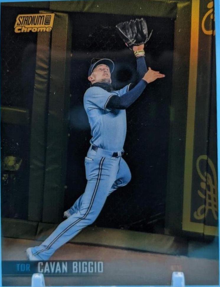 Cavan Biggio [Gold Refractor] #136