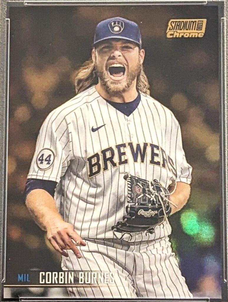 Corbin Burnes [Gold Refractor] #368