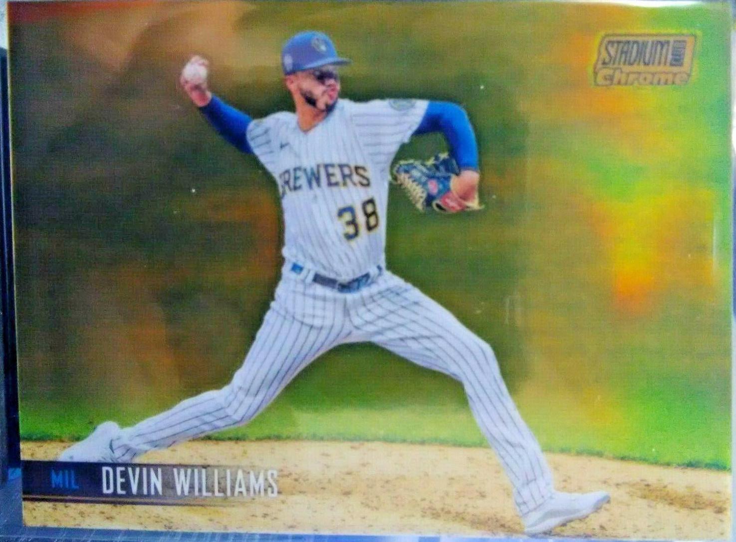 Devin Williams [Gold Refractor] #179