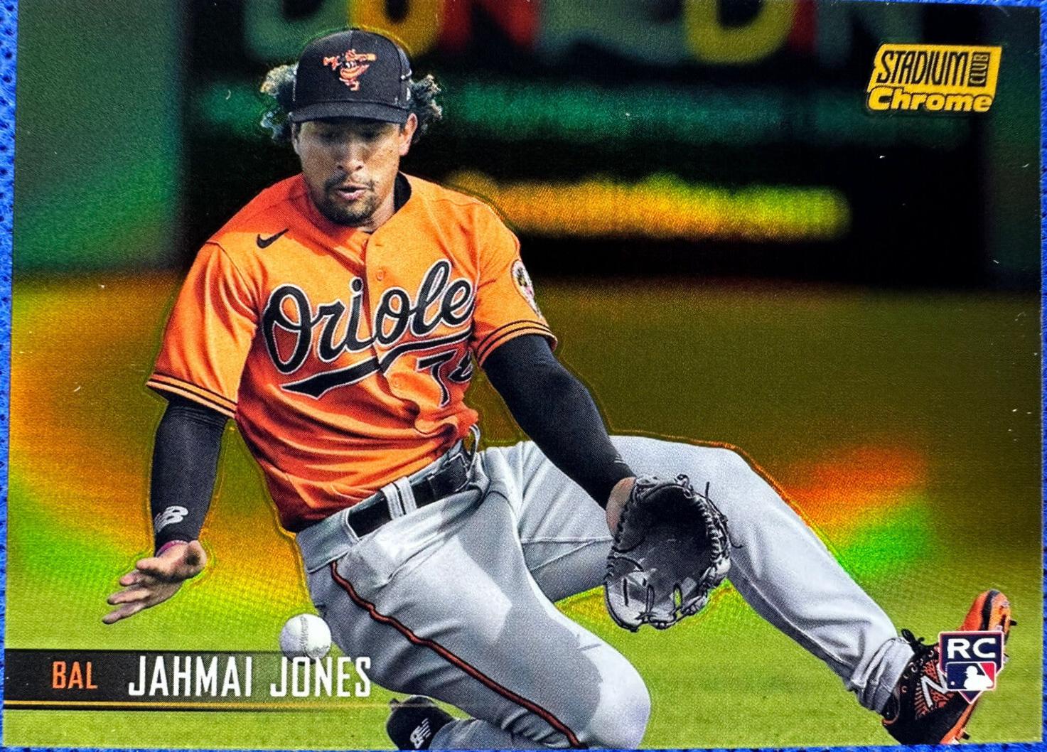 Jahmai Jones [Gold Refractor] #182