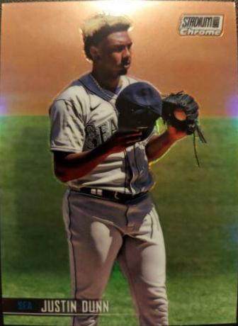 Justin Dunn [Refractor] #247