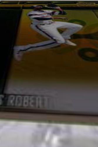 Luis Robert [Gold Refractor] #134