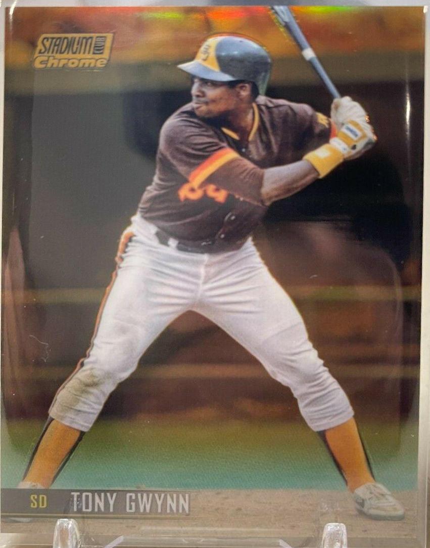Tony Gwynn [Gold Refractor] #24