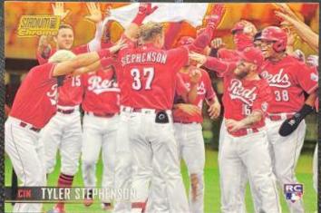 Tyler Stephenson [Gold Refractor] #221