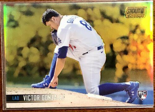 Victor Gonzalez [Gold Refractor] #333