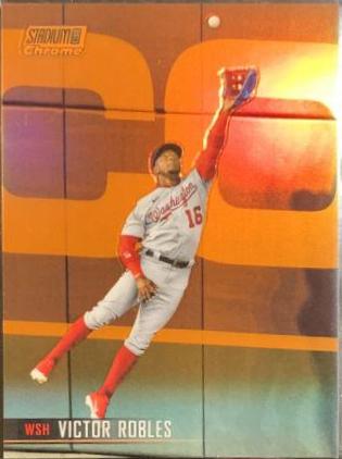 Victor Robles [Orange Refractor] #266